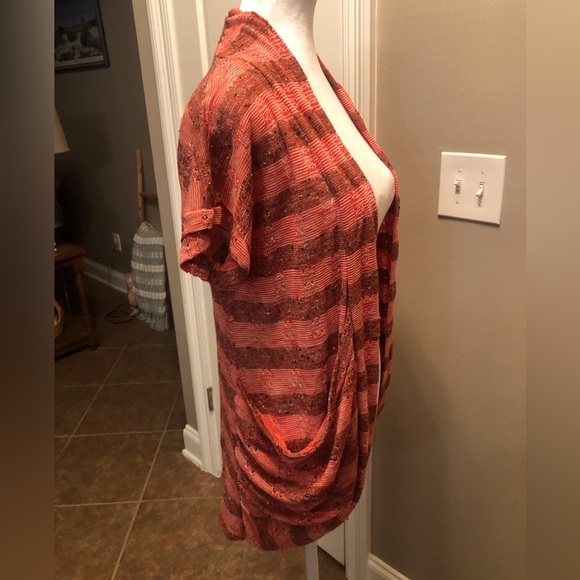 Groovy Cardigan Shrug from Topia Size Medium - Picture 2 of 6